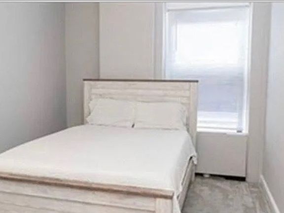 3rd image of 140 Chestnut St APT 605