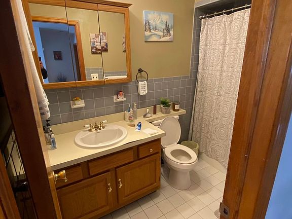 4th image of 516 Avenue A #2