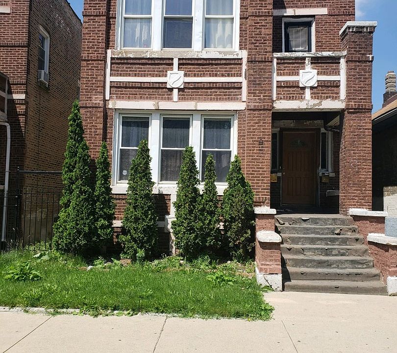 1st image of 6320 S California Ave