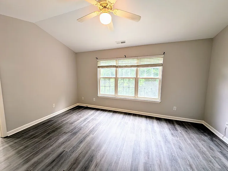 5804 Neuse Wood Dr — Photo 7