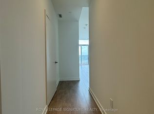 28 Ann St #1502, Mississauga, ON L5G 3G1