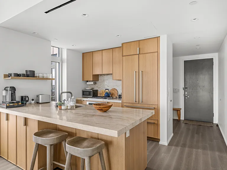 543 W 122nd St #19C — Photo 4