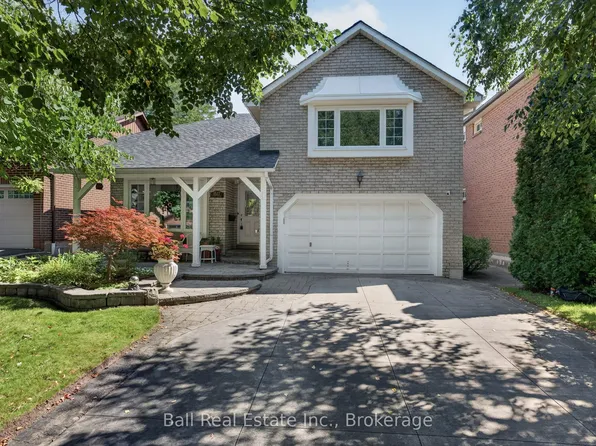 1517 Silver Spruce Dr, Pickering, ON L1V 5G9