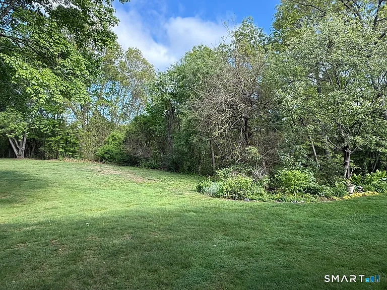 104 Wellington Dr #104 — Photo 24