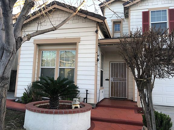2nd image of 558 Burlington Dr