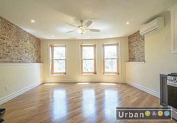 3rd image of 117 Macon St APT 5
