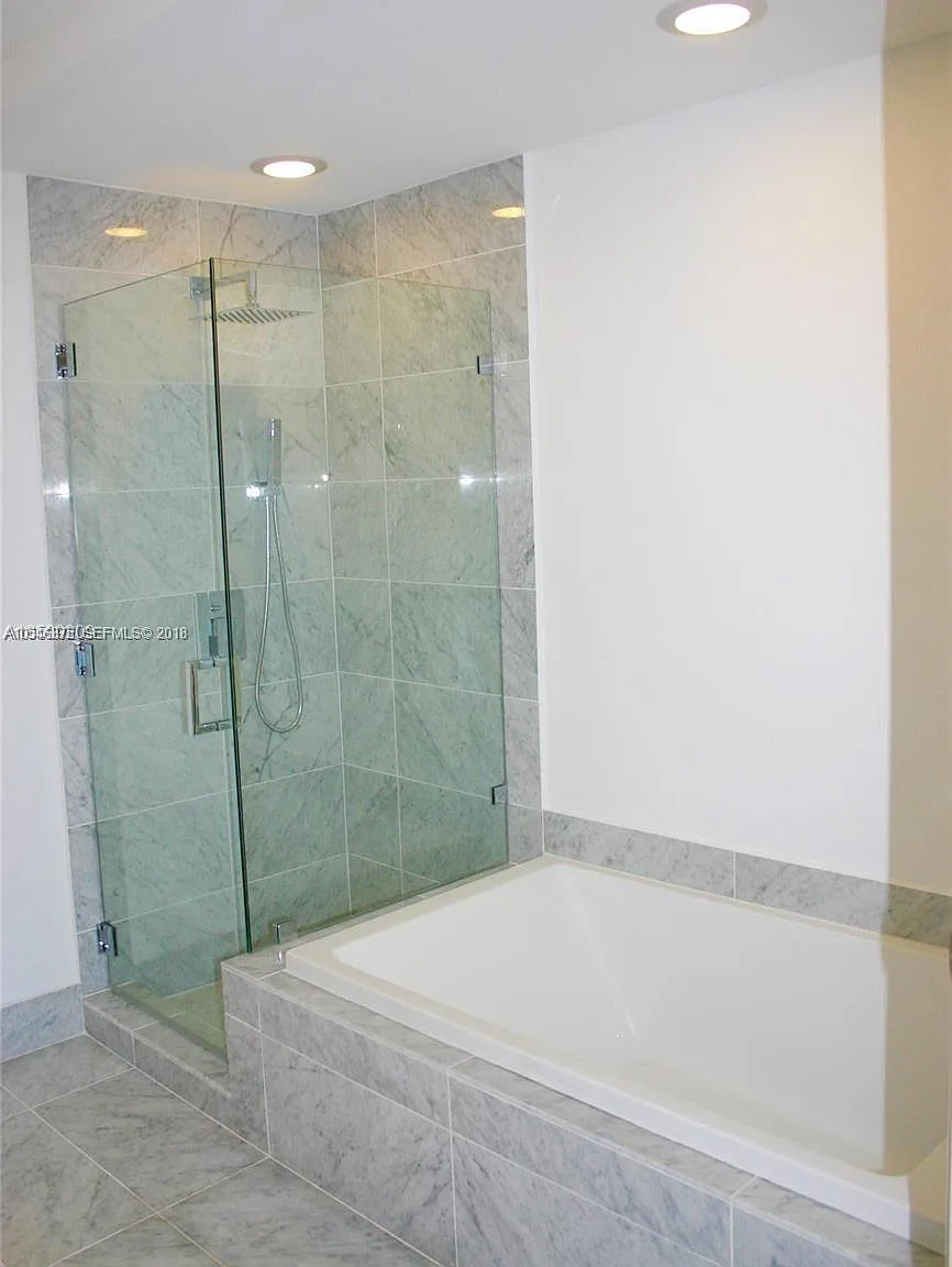 3 bed, 1450 sqft, $7,500 — Photo 3