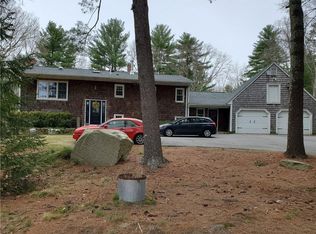 110 Pine Hill Rd, Scituate, RI 02857