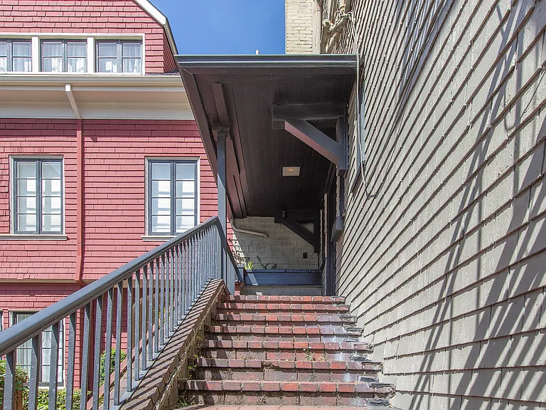 2621 Divisadero St #3 — Photo 52
