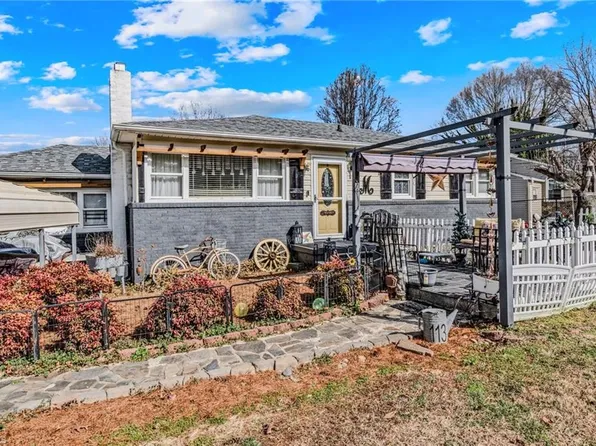 113 Hardy St, Jonesville, NC 28642