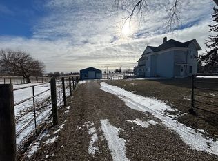 702 E Harrison St, Toledo, IA 52342