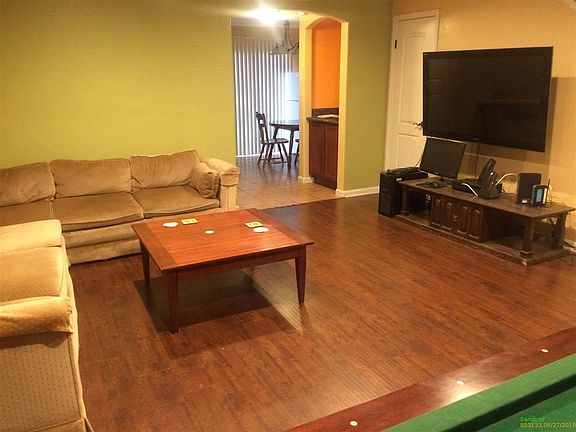 3rd image of 1431 N Broadway N #A