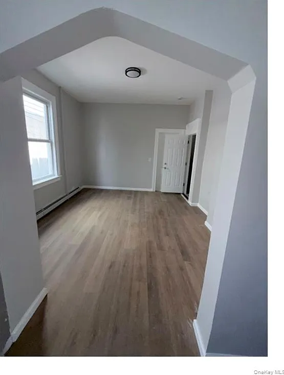 W Sidney Ave, Mount Vernon — Photo 1