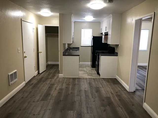 2732 Haste Street — Photo 79