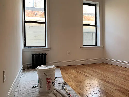 Rented by Hillel Realty Group | media 5