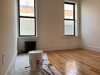 Rented by Hillel Realty Group