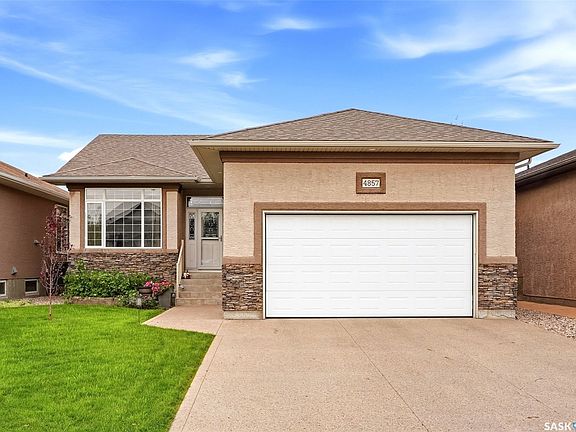 2nd image of 4857 McCombie Crescent