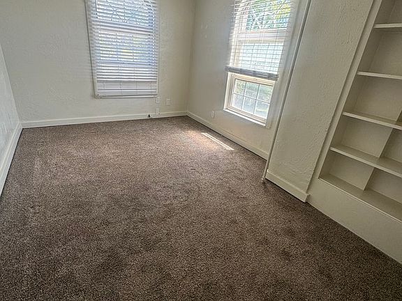 4th image of 128 E Vidas Ave Unit B