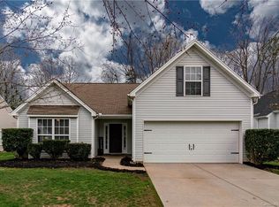 1517 Deer Forest Dr, Fort Mill, SC 29715