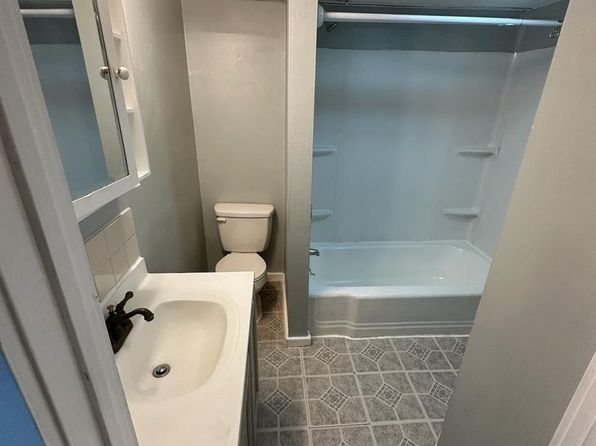 17 Bridge St #19-B