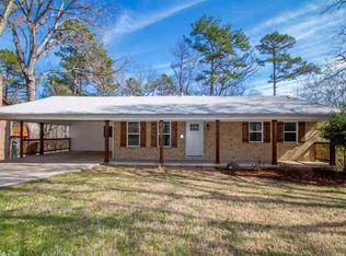 9 Edgestone Rd, Little Rock, AR 72205
