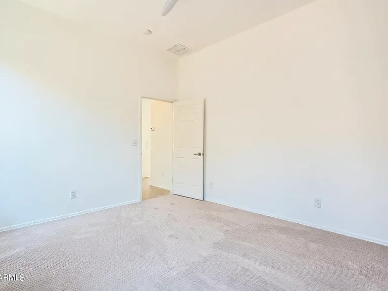 1682 W Ainsworth Dr — Photo 26