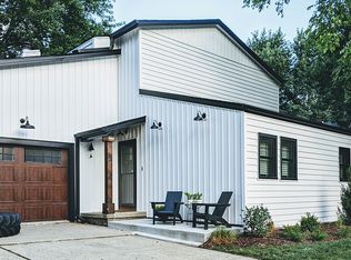 1549 NW 91st St, Clive, IA 50325