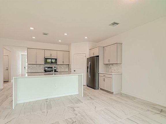 3rd image of 1907 NE Ocean Dunes Drive