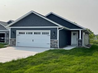 5226 Renee Ct, Eau Claire, WI 54703