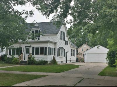 905 6th Ave NE, Austin, MN, 55912