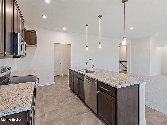 5th image of 197 Meadow Rose Ln