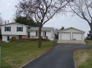 2605 195th St, Charles City, IA 50616
