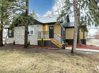 8459 S 85th Ct, Hickory Hills, IL 60457