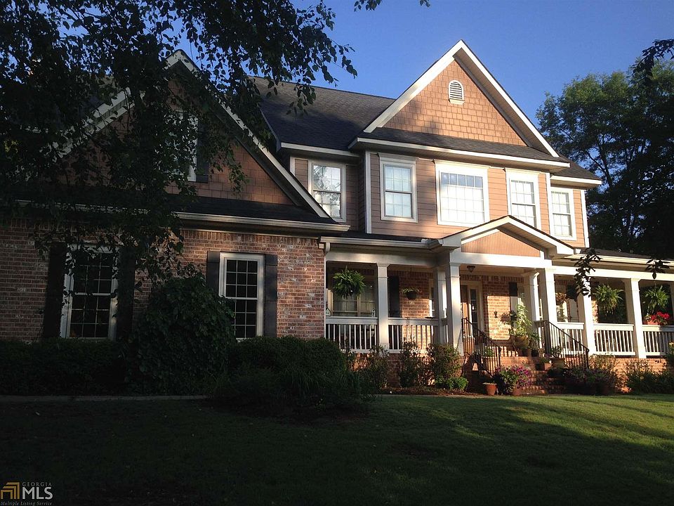 2nd image of 245 Suffolk Way
