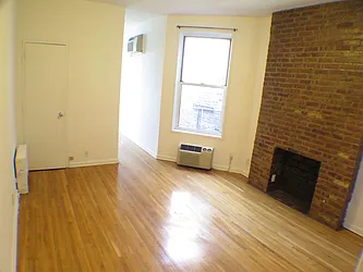 Rented by Glasser Realty LLC