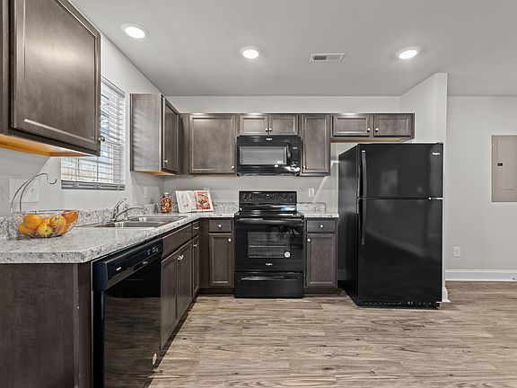 Large, open concept kitchen