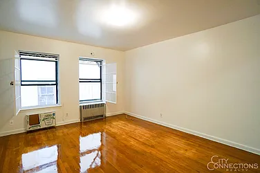 Rented by City Connections Realty