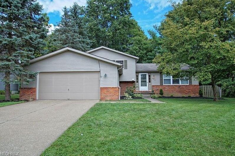 1st image of 913 Laurel Glens Dr