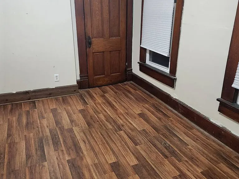 644 Putnam Ave #1 — Photo 3