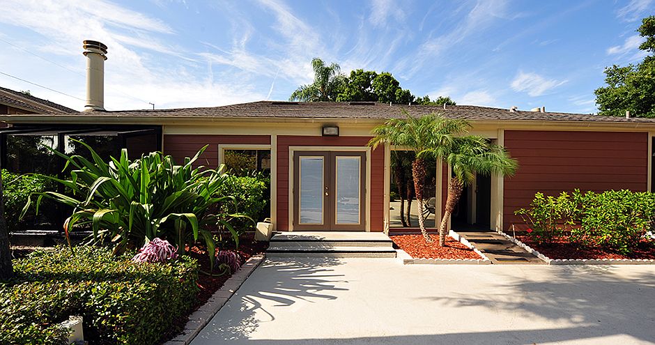 Welcome Home to Courtney Cove!