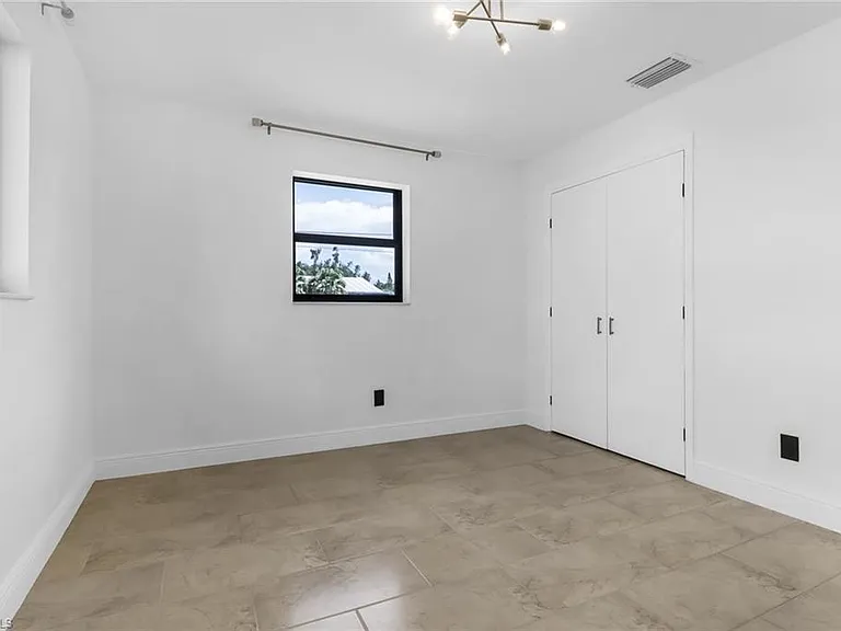 18659 Sarasota Rd — Photo 15