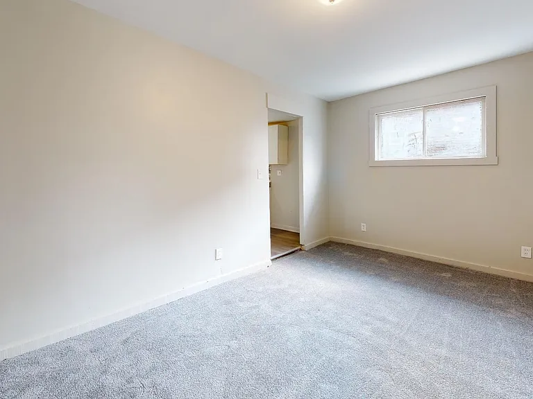 6904 Lorain Ave — Photo 19