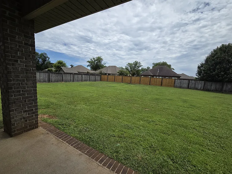 23882 Limerick Ln — Photo 36
