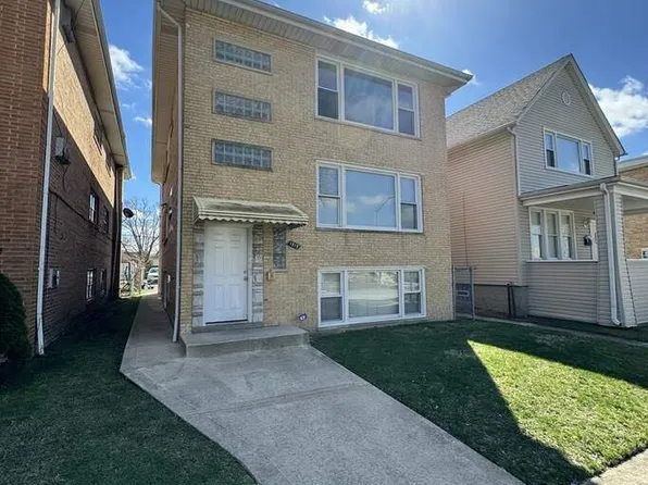 1919 High St, Blue Island, IL 60406