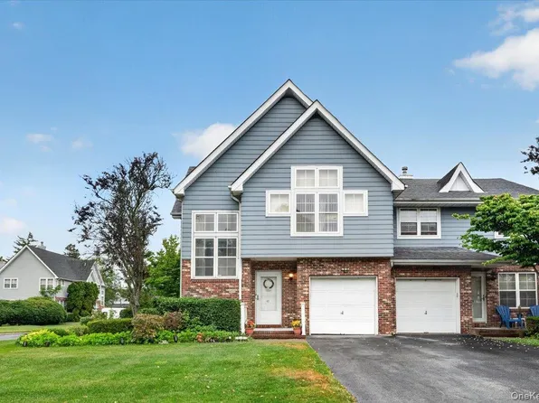 41-43 Broadlawn Drive, Central Islip, NY 11722