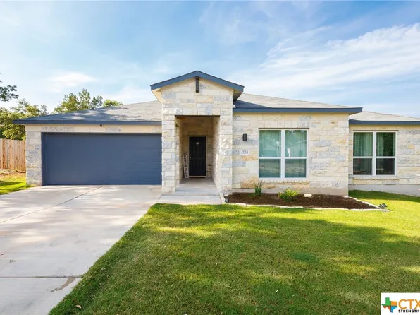 21713 Ticonderoga Ave, Lago Vista, TX 78645