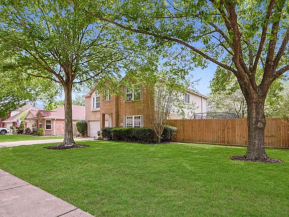2nd image of 16135 Cypress Trace Dr
