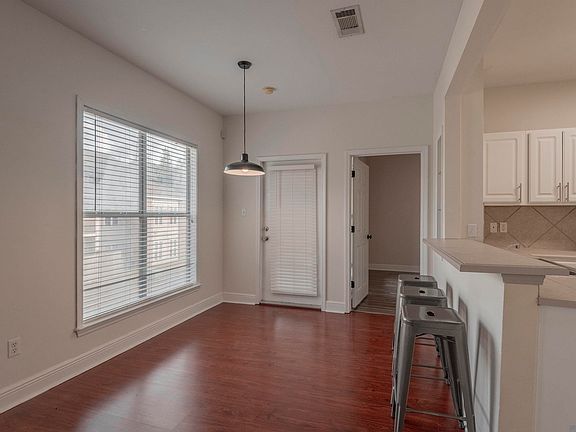 3rd image of 5159 Etta St #H-5