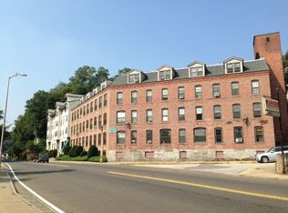 33 Roosevelt Dr #308, Derby, CT 06418