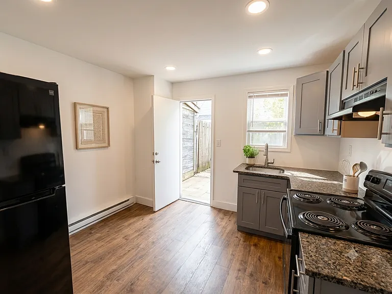 3016 Gransback St — Photo 3